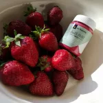 LA PAJARITA Strawberry Boho bohém eper krétafesték
