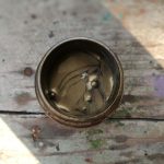 LA PAJARITA Bronze bronz metál akrilfesték